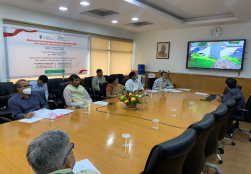 #FoodProcessingWeek | केंद्रीय मंत्री श्री पशुपति कुमार पारस जी ने वीडियो कॉन्फ्रेसिंग के माध्यम से  6 खाद्य प्रसंस्करण परियोजनाओंं का वर्चुअल शुभारंभ किया। इस अवसर पर स्वास्थ्य और परिवार कल्याण  की राज्यमंत्री श्रीमती भारती प्रवीण पवार भी समारोह का हिस्सा बनीं। #AzadiKaAmritMahotsav