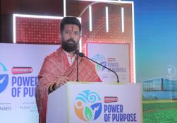 श्री चिराग पासवान, केंद्रीय मंत्री, #MOFPI ने Network18–Storyboard द्वारा आयोजित कार्यक्रम में “The Purpose Economy” विषय पर अपने विचार साझा किए। इस अवसर पर माननीय मंत्री ने केंद्रीय बजट 2026–27 के तहत #FoodProcessing के माध्यम से किसान सशक्तिकरण, युवाओं के लिए रोजगार सृजन और सतत विकास को बढ़ावा देने के सरकार के दृष्टिकोण को रेखांकित किया। उन्होंने यह भी स्पष्ट किया कि गुणवत्ता और वैश्विक मानकों से किसी भी स्तर पर कोई समझौता नहीं किया जाएगा।