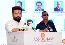 श्री चिराग पासवान, केंद्रीय खाद्य प्रसंस्करण उद्योग मंत्री ने आज नई दिल्ली में #NutriBharat2026 का उद्घाटन किया।अपने संबोधन में उन्होंने #FoodProcessing और न्यूट्रिशन सेक्टर में स्पष्ट लक्ष्यों के निर्धारण और एक साझा, समयबद्ध रोडमैप के निर्माण को तेज़ प्र