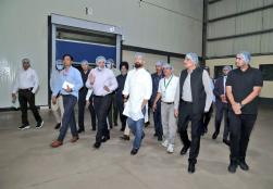 Shri Chirag Paswan, Hon’ble Minister of Food Processing Industries, visited the extraction unit of Northern Solvents Private Limited at the Greentech Mega Food Park. He highlighted that technology-driven value-added processing is enabling Indian products to reach wider markets and accelerating job creation. Shri Chirag Paswan, Hon’ble Minister of Food Processing Industries, visited the extraction unit of Northern Solvents Private Limited at the Greentech Mega Food Park. He highlighted that technology-driven value-added processing is enabling Indian products to reach wider markets and accelerating job creation.