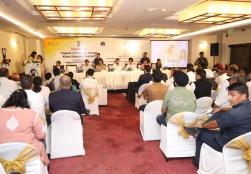 श्री चिराग पासवान, केंद्रीय मंत्री, #MOFPI, नई दिल्ली में इंडियन इंडस्ट्रीज एसोसिएशन द्वारा आयोजित संगोष्ठी में मुख्य अतिथि के रूप में शामिल हुए। इस अवसर पर उन्होंने देश के उद्योग जगत के विकास में योगदान दे रही मंत्रालय की #PMKSY योजना की महत्वपूर्ण भूमिका पर प्रकाश डाला।