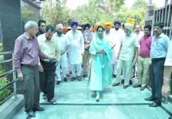 Smt. Harsimrat Kaur Badal takes over as Food Processing Industries Minister-27/05/2014 - Image 1