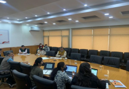 राज्यमंत्री श्री प्रहलाद सिंह पटेल की अध्यक्षता व सचिव, श्रीमती पुष्पा सुब्रह्मण्यम और विशेष सचिव, श्री मनोज जोशी की उपस्थिति में पीएमएफएमई योजना के प्रमुख घटक के रूप में 'एक जिला एक उत्पाद' (#ODOP) दृष्टिकोण पर चर्चा हेतु समीक्षा बैठक हुई।