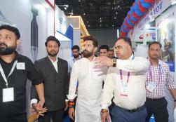 Union Minister of #MOFPI Shri Chirag Paswan visited the latest food processing machines showcased at @worldfoodindia. During the visit, Hon'ble Minister engaged with food processing professionals and innovators, exploring cutting-edge technologies designed to enhance food production,  processing efficiency and sustainable packaging.  #ProcessingForProsperity  #WorldFoodIndia2024