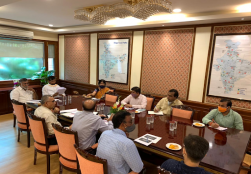 केंद्रीय मंत्री श्री पशुपति कुमार पारस जी की अध्यक्षता एवं राज्यमंत्री श्री प्रहलाद सिंह पटेल जी की उपस्थित में मंत्रालय के संपदा पोर्टल और ई-समीक्षा पर आधारित एक समीक्षा बैठक हुई।