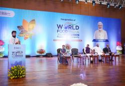 केंद्रीय मंत्री श्री चिराग पासवान ने #WFI2024 के उद्घाटन के दौरान अपने संबोधन में अत्याधुनिक तकनीकों को अपनाने, ग्रामीण रोजगार को बढ़ावा देने, महिला उद्यमियों को सशक्त बनाने और एग्री-फूड क्षेत्र में निवेश व इनोवेशन को प्रोत्साहित करने में भारत की प्रगति को रेखांकित किया।