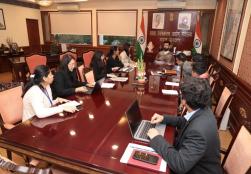 Union Minister of #MOFPI Shri ChiraPaswan  had a meeting with officials of DPIIT,GoI  and Invest India  at Panchsheel Bhawan, New Delhi. The meeting focused on outlining key priorities for the #foodprocessing industry ahead of the upcoming World Economic Forum Annual Meeting. Discussion also centred on positioning India as a global hub for innovation and investment in the food processing sector.