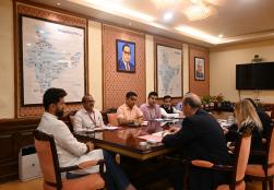 वह। भारत में इटली के राजदूत श्री एंटोनियो एनरिको बार्टोली ने नई दिल्ली में केंद्रीय मंत्री श्री चिराग पासवान से मुलाकात की। दोनों पक्षों ने #खाद्य प्रसंस्करण क्षेत्र में प्रौद्योगिकी हस्तांतरण, उपकरण नवाचार, निवेश और व्यापार में सहयोग बढ़ाने पर गहन चर्चा की।