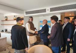  @MOFPI_GOI के केंद्रीय राज्य मंत्री श्री प्रहलाद सिंह पटेल जी ने इंदौर में आयोजित ‘ग्लोबल इन्वेस्टर्स समिट 2023’ में हिस्सा लिया, इसके साथ ही समारोह में उपस्थित प्रतिनिधिमंडल के साथ खाद्य प्रसंस्करण संबंधित विषयों पर चर्चा की गई।