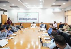 Union Minister of @MOFPI_GOI Shri Pashupati Kumar Paras chaired a meeting with Union Minister of State Shri Prahlad Singh Patel at Panchsheel Bhawan today, to review the curtain-raiser of #WorldFoodIndia2023, which will take place on March 10, 2023. Hon’ble Ministers were informed by senior officials of the Ministry, @ficci_india, @EY_India and @investindia on the preparations for the event.