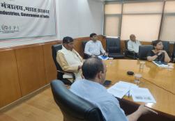Union Minister of #MOFPI Shri Pashupati Kumar Paras chaired the Inter-Ministerial Approval Committee (IMAC) meeting on the Mega Food Park Scheme under #PMKSY at Panchsheel Bhawan in New Delhi today. The agenda of the meeting was to review the progress of Mega Food Parks.    #IYM2023