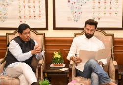 Chief Minister of Meghalaya, Shri Sangma Conrad met Union Minister of #MOFPI, Shri Chirag Paswan at Panchsheel Bhawan, New Delhi, today. Both leaders discussed ways to strengthen the food processing sector in the state during the meeting.   #ProcessingForProsperity