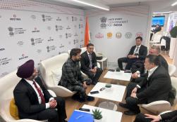 Union Minister of #MOFPI Shri Chirag Paswan  had an interaction with Mr Chris Soopakij Chearavanont, Chairman, CP Group at #WEF25 in Davos. Their discussion focused on exploring value addition opportunities in the food processing sector. 