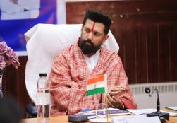 Union Minister of Food Processing Industries, Shri Chirag Paswan, today chaired a meeting in Leh, Ladakh, to review the progress of the #PMFMEScheme. The meeting witnessed the participation of representatives from the Ladakh Administration, banks, #SHGs, #PMFME beneficiaries, and other stakeholders. During the session, discussions focused on the effective implementation of the scheme, promoting local entrepreneurship, and empowering new livelihood opportunities within the food processing sector.