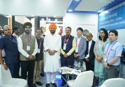 #WorldFoodIndia2024: Union Minister of State for #MOFPI, Shri Ravneet Singh Bittu visited international pavilions, engaging with global representatives and exploring diverse culinary innovations from around the world. Hon'ble Minister's visit highlighted the significance of international collaboration in the food Industry.