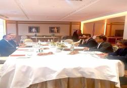  खाद्य प्रसंस्करण उद्योग मंत्री श्री चिराग पासवान ने फ्रांस में परनोड रिकार्ड के अधिकारियों के साथ वार्ता की, जिसके दौरान अधिकारियों ने #WorldFoodIndia2024 की सफलता की सराहना की और भारत को विश्व के सबसे उभरते हुए बाजारों में से एक मानते हुए विभिन्न योजनाओं के विस्तार की चर्चा की माननीय मंत्री ने भारत में निवेश करने के लिए उनका स्वागत किया तथा उन्हें व्यापार करने के लिए #MakeInIndia व ‘ईज ऑफ डूइंग बिज़नेस’ के माध्यम से अनुकूल वातावरण उपलब्ध कराने का आश्वासन दिया।