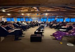 Union Minister of #MOFPI Shri Chirag Paswan participated in a vital session on ‘Raising Public-Private Ambition for Nature and Food’ at #WEF25 in Davos. The session aimed to discuss the transformative potential of public-private partnerships in creating sustainable and inclusive global food systems.  During his address, Hon'ble Minister highlighted the Indian government's ongoing initiatives protecting Mother Nature and emphasized the importance of balancing economic development with environmental sustainab