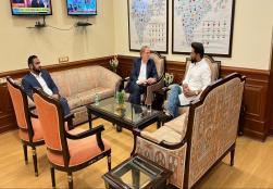 H.E. Mr Philip Green, Australia’s High Commissioner to India, accompanied by Mr Kiran Karamil, Counsellor (Agriculture), met Union Minister of #MOFPI Shri Chirag Paswan  at Panchsheel Bhawan in New Delhi today, during which they discussed collaboration in the agro-food processing sector. H.E. Mr Green also offered to provide lower-cost Australian inputs to support the business of the food processing sector in India.