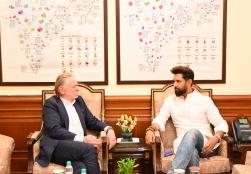 H.E. Mr Philip Green, Australia’s High Commissioner to India, accompanied by Mr Kiran Karamil, Counsellor (Agriculture), met Union Minister of #MOFPI Shri Chirag Paswan  at Panchsheel Bhawan in New Delhi today, during which they discussed collaboration in the agro-food processing sector. H.E. Mr Green also offered to provide lower-cost Australian inputs to support the business of the food processing sector in India.