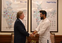 H.E. Mr Philip Green, Australia’s High Commissioner to India, accompanied by Mr Kiran Karamil, Counsellor (Agriculture), met Union Minister of #MOFPI Shri Chirag Paswan  at Panchsheel Bhawan in New Delhi today, during which they discussed collaboration in the agro-food processing sector. H.E. Mr Green also offered to provide lower-cost Australian inputs to support the business of the food processing sector in India.