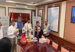 मंत्रालय व नाफेड के सहयोग द्वारा पीएमएफएमई की बेकरी उत्पाद श्रेणी में पहला ओडीओपी ब्रांड 'दिल्ली बेक्स' लॉन्च किया गया। केंद्रीय मंत्री श्री पशुपति कुमार पारस व राज्यमंत्री श्री प्रहलाद सिंह पटेल, सचिव श्रीमती पुष्पा सुब्रमण्यम, विशेष सचिव श्री मनोज जोशी और नाफेड के प्रबंध-निदेशक श्री संजीव कुमार चड्ढा की गरिमामयी उपस्थिति में इस ओडीओपी ब्रांड को लॉन्च किया गया ।