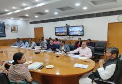 Union Minister of #MOFPI Shri Pashupati Kumar Paras chaired the Project Approval Committee (#PAC) meeting at Panchsheel Bhawan in New Delhi today to review the proposals received under various sub-schemes of #PMKSY.