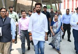 Union Minister of #MOFPI, Shri Chirag Paswan, visited Bharat Mandapam today to take stock of preparations for the upcoming mega food event World Food India , to be held from September 19-22, 2024. He instructed the officials of the Ministry and representatives from FICCI  and @investindia  to leave no stone unturned to make the event a global success.