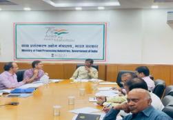 5th Approval committee meeting of #PLIscheme held today under the Chairmanship of Hon’ble Minister Sh. Pashupati Kumar paras, MOFPI. All the proposal submitted for #millet based products and Organic Products were discussed for consideration 