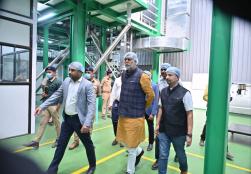 खाद्य प्रसंस्करण उद्योग मंत्रालय(#MOFPI) के केंद्रीय राज्य मंत्री श्री प्रहलाद सिंह पटेल ने गुजरात के फणीधर #MegaFoodPark का दौरा किया, जिसके दौरान फूड पार्क की कार्यप्रणाली एवं कार्यव्यवस्था का जायजा किया गया।   #MoFPIMegaFoodEvent2023 #IYM2023