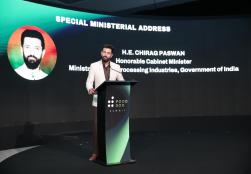 Union Minister of #MOFPI, Shri @iChiragPaswan, while addressing the CEO Summit on the sidelines of #Gulfood2025, highlighted India's strong agricultural base, rapidly growing food processing sector, and investor-friendly policies that make the country an ideal destination for investment, collaborations, and innovation. 