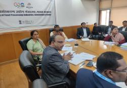 Union Minister of #MOFPI Shri Pashupati Kumar Paras chaired the Project Approval Committee (#PAC) meeting along with Union Minister of State Km Shobha Karandlaje to review the proposals received under various sub-schemes of #PMKSY at Panchsheel Bhawan in New Delhi today.