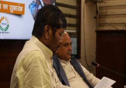 Union Minister Shri @PashupatiParas ji said in his address that 'Through this convergence the beneficiaries getting credit linked subsidy under @PMFMEScheme and #PMKSY schemes can avail 3% interest subvention on the interest rate charged by the banks. Huh.' "Today will play an important role in the success of India's food processing enterprises, especially agricultural products processing and micro-entrepreneurs, which will act as an inspiration for the entire agriculture and food processing sector."  Union