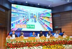 Unveiling the Flavours of India: A Curtain Raiser to #WorldFoodIndia2023   Union Minister of @MOFPI_GOI Shri @PashupatiParas and Union Minister of State Shri @prahladspatel launched the website and brochure of World Food India, today.