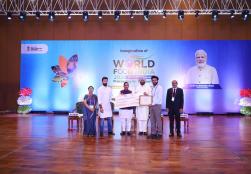 स्टार्टअप ग्रैंड चैलेंज 2.0 के विजेताओं को @worldfoodindia के उद्घाटन समारोह में केंद्रीय मंत्री श्री चिराग पासवान, केंद्रीय मंत्री श्री प्रल्हाद जोशी, केंद्रीय राज्य मंत्री श्री रवनीत सिंह बिट्टू द्वारा सम्मानित किया गया।