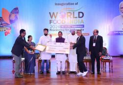 Winners of Startup Grand Challenge 2.0 were felicitated by Union Minister Shri Chirag Paswan,  Union Minister Shri Pralhad Joshi,  Union Minister of State, Shri Ravneet Singh Bittu at the inaugural ceremony of @worldfoodindia.