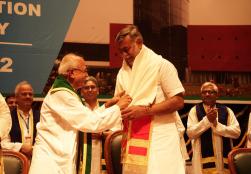 केंद्रीय राज्यमंत्री श्री प्रहलाद सिंह पटेल  जी, ने निफ्टम कुंडली के चौथे दीक्षांत समारोह में बी.टेक, एम.टेक, एमबीए और पीएचडी के छात्र-छात्राओं व शोधार्थियों को डिग्री प्रदान की।