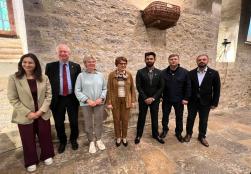 खाद्य प्रसंस्करण उद्योग मंत्री श्री चिराग पासवान ने फ्रांस में क्षेत्रीय दौरे के दौरान विभिन्न देशों के मंत्रियों के साथ खाद्य प्रसंस्करण उद्योग के विस्तार और नवीनीकरण से संबंधित वार्ता की। मंत्री जी ने #FoodProcessing सेक्टर से जुड़ी कई महत्वपूर्ण परियोजनाओं पर भी चर्चा की।