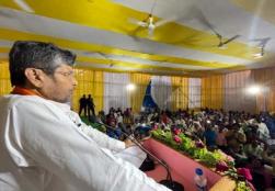  Union Minister of #MOFPI Sh @PashupatiParas said that several products such as litchi, potato, banana and papaya have been identified under "One District One Product" (#ODOP) for 38 districts in Bihar under the #PMFMEScheme and every possible effort is being made to promote them. Hon'ble Minister also encouraged everyone to participate in the upcoming mega food event #WorldFoodIndia2023.