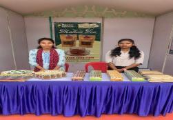 सूक्ष्म खाद्य प्रसंस्करण उद्यमों द्वारा प्रदर्शित खाद्य उत्पाद