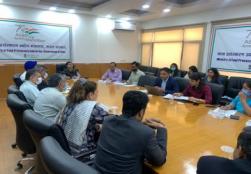 मंत्रालय की सचिव, श्रीमती अनीता प्रवीन ने उद्योग और खाद्य प्रसंस्करण क्षेत्र के समग्र और मजबूत विकास सुनिश्चित  करने हेतु खाद्य प्रसंस्करण क्षेत्र में अग्रणी खाद्य कंपनियों के प्रतिनिधियों साथ एक गोलमेज बैठक की अध्यक्षता की।