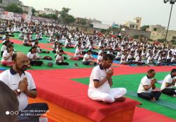  अंतर्राष्ट्रीय योग दिवस के अवसर पर केंद्रीय मंत्री श्री पशुपति कुमार पारस जी शासकीय इंटर कॉलेज परिसर हस्तिनापुर, मेरठ में आयोजित समारोह में शामिल हुए।  #YogaforHumanity #IDY2022 #75IconicIDYLocations