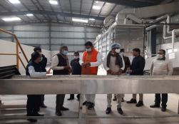 राज्यमंत्री श्री प्रहलाद सिंह पटेल जी ने प्रधानमंत्री किसान संपदा योजना (#PMKSY) की उप-योजना, मेगा पार्क योजना के तहत मध्यप्रदेश के देवास में स्थापित 'अवन्ती मेगा फूड पार्क' का दौरा किया व कार्य संचालन व अनियमितताओं में सुधार के लिए उचित दिशा निर्देश दिए।