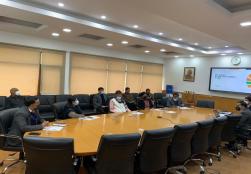 केंद्रीय मंत्री श्री पशुपति कुमार पारस व राज्य मंत्री श्री प्रहलाद सिंह पटेल जी की संयुक्त अध्यक्षता में इन्वेस्ट इंडिया के अधिकारियों के साथ एक समीक्षा बैठक हुई। बैठक में इंवेस्ट इंडिया के निवेश आधारित लक्ष्य निर्धारण और सुविधा डेस्क की गतिविधियों पर चर्चा की गई।