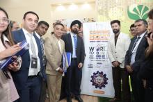 केंद्रीय खाद्य प्रसंस्करण उद्योग मंत्री श्री चिराग पासवान ने #Gulfood2025 में #APEDA और #NAFED के द्वारा स्थापित भारत के पवेलियन का उद्घाटन किया। यह पवेलियन भारत की समृद्ध खाद्य विविधता, सहकारी शक्ति और इनोवेशन को प्रदर्शित करते हुए खाद्य क्षेत्र में भारत की बढ़ती वैश्विक उपस्थिति को दर्शाता है।  #WorldFoodIndia2025 #ProcessingForProsperity