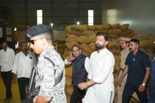 Hon’ble Union Minister for Food Processing Industries, Shri Chirag Paswan, visited the turmeric processing unit established under the Pradhan Mantri Kisan SAMPADA Yojana (PMKSY) in Basmat, Hingoli district.Established under #PMKSY, this turmeric processing unit is promoting #ValueAddition & creating better economic opportunities for farmers. It is also encouraging self-employment & entrepreneurship among women, while making a significant contribution to strengthening rural economy. Hon’ble Union Minister for Food Processing Industries, Shri Chirag Paswan, visited the turmeric processing unit established under the Pradhan Mantri Kisan SAMPADA Yojana (PMKSY) in Basmat, Hingoli district.Established under #PMKSY, this turmeric processing unit is promoting #ValueAddition & creating better economic opportunities for farmers. It is also encouraging self-employment & entrepreneurship among women, while making a significant contribution to strengthening rural economy.