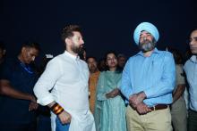 केंद्रीय खाद्य प्रसंस्करण उद्योग मंत्री श्री चिराग पासवान ने बिहार के वैशाली स्थित राजापाकर औद्योगिक क्षेत्र का दौरा कर #NIFTEM की स्थापना हेतु प्रस्तावित स्थल का निरीक्षण किया।#NIFTEM के स्थापित होने से राज्य में #FoodProcessing सेक्टर को आधुनिक तकनीक, कौशल विकास और उद्योग–अकादमिक सहयोग के साथ नई गति मिलेगी। साथ ही, स्थानीय युवाओं के लिए शिक्षा, प्रशिक्षण, रोजगार और उद्यमिता के बेहतर अवसर सृजित होंगे, जिससे क्षेत्रीय अर्थव्यवस्था को मजबूती प्राप्त होगी  