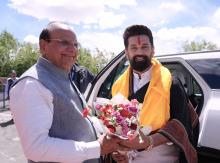 Union Minister of Food Processing Industries, Shri Chirag Paswan, met with the Hon'ble Lieutenant Governor of the Union Territory of Ladakh, Shri Vinai Kumar Saxena, at Lok Niwas in Leh. During the meeting, a fruitful discussion was held regarding Ladakh's unique local products, empowering the food processing sector, and promoting value-added food products. #FoodProcessing Union Minister of Food Processing Industries, Shri Chirag Paswan, met with the Hon'ble Lieutenant Governor of the Union Territory of Ladakh, Shri Vinai Kumar Saxena, at Lok Niwas in Leh. During the meeting, a fruitful discussion was held regarding Ladakh's unique local products, empowering the food processing sector, and promoting value-added food products. #FoodProcessing