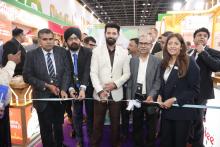 केंद्रीय खाद्य प्रसंस्करण उद्योग मंत्री श्री चिराग पासवान ने #Gulfood2025 में #APEDA और #NAFED के द्वारा स्थापित भारत के पवेलियन का उद्घाटन किया। यह पवेलियन भारत की समृद्ध खाद्य विविधता, सहकारी शक्ति और इनोवेशन को प्रदर्शित करते हुए खाद्य क्षेत्र में भारत की बढ़ती वैश्विक उपस्थिति को दर्शाता है।  #WorldFoodIndia2025 #ProcessingForProsperity