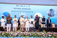 Union Food Processing Industries Minister Shri @iChiragPaswan addressed the National Workshop on Seafood Exports organized in Visakhapatnam, #AndhraPradesh today in the presence of Andhra Pradesh Chief Minister Shri @ncbn. In his address, he said that India has achieved a record achievement in seafood exports in the year 2025-26. Now the country aims to increase its share in the global market through value addition and modern processing. He said that India will have to move beyond export of raw marine produ