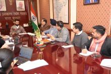 खाद्य प्रसंस्करण उद्योग मंत्री श्री चिराग पासवान ने पंचशील भवन, नई दिल्ली में DPIIT,GoI के अधिकारियों व इन्वेस्ट इंडिया के प्रतिनिधियों के साथ बैठक की, जिसमें वर्ल्ड इकॉनमिक फोरम(#WEF25) की आगामी वार्षिक बैठक के लिए फूड प्रोसेसिंग इंडस्ट्री की प्रमुख प्राथमिकताओं पर चर्चा की गई। बैठक प्रमुखत: #FoodProcessing क्षेत्र में इनोवेशन व निवेश के लिए भारत देश को ग्लोबल हब के रूप में स्थापित करने पर केन्द्रित थी।